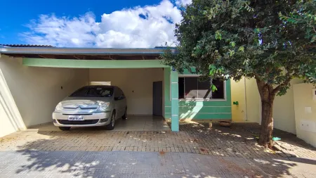 Casa no Condomínio Village do Campus