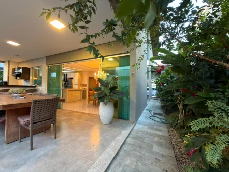 Sobrado no Jardins Valência