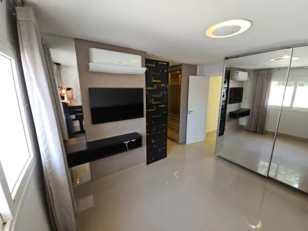 Sobrado Euro House