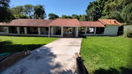 Chácara no Jardim Cristal