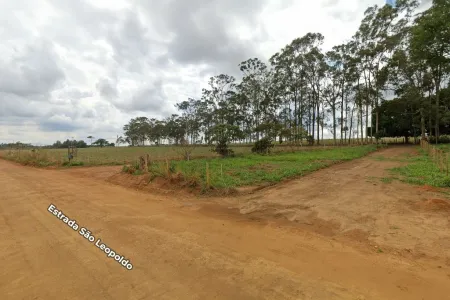 Área em Hidrolândia