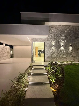 Casa no Jardim Atlântico