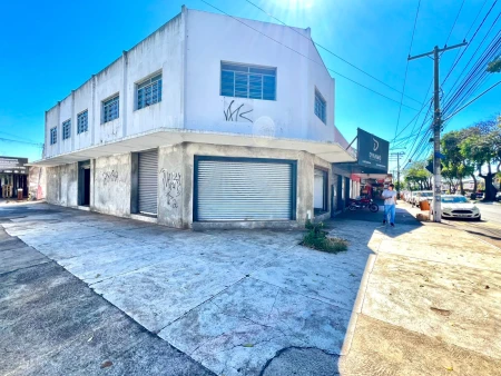 Imóvel Comercial na Vila Canaã