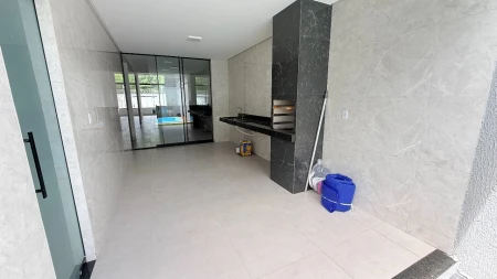 Casa no Jardim Helvécia