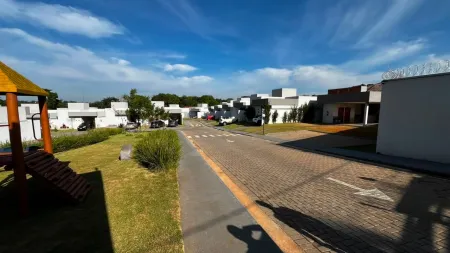 Casa no Residencial Les Arcs