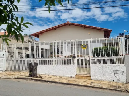 Casa no Setor Sul