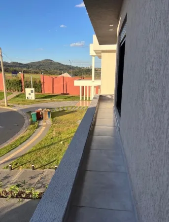 Sobrado no Jardins Bolonha