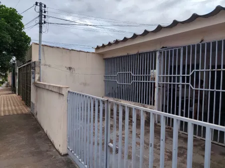 Casa no Jardim Guanabara