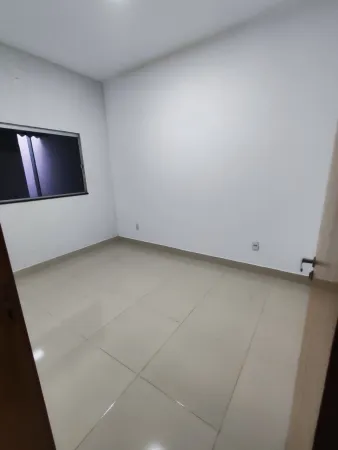 Casa no Jardim Itaipu