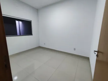 Casa no Jardim Itaipu