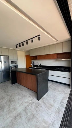 Sobrado Jardins Bolonha