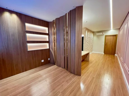 Sala no Euro Working Concept