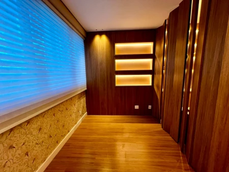 Sala no Euro Working Concept