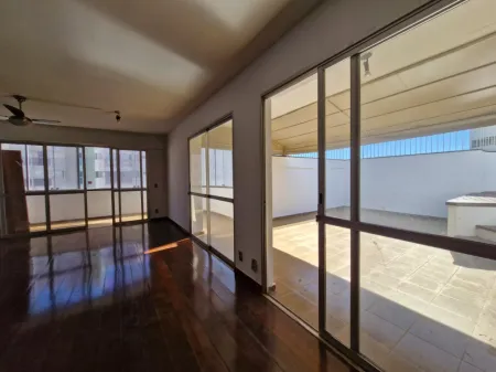 Cobertura no Residencial Mont Blanc