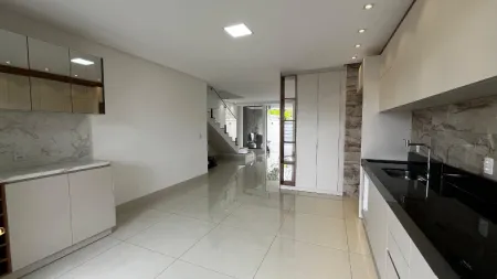 Sobrado no Goiânia 2