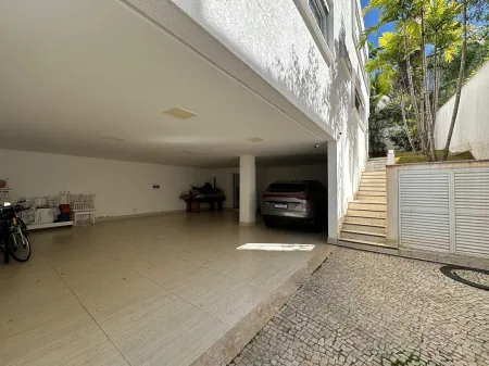 Sobrado Alphaville Ipês