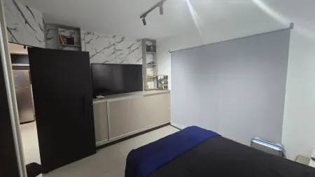 Citizen Home Bueno