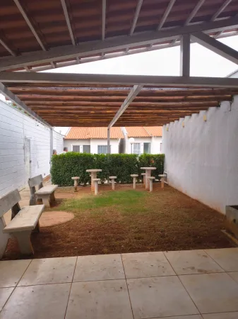 Casa no Residencial Jacarandá
