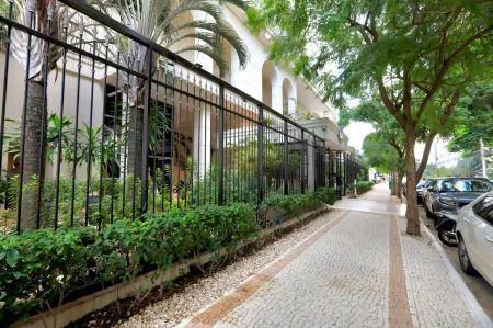 Chateau Bougainville LifeStyle