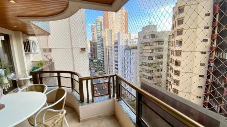Selena Palace