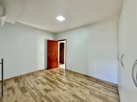 Sobrado  no Portal do Sol II