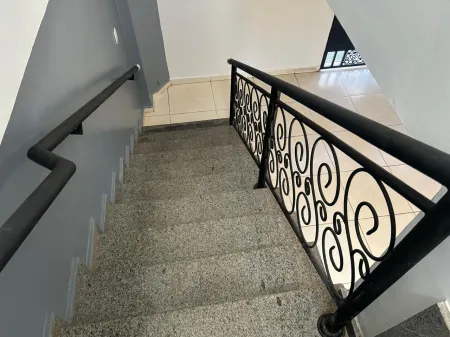 Sobrado Residencial e Comercial no Setor Itatiaia