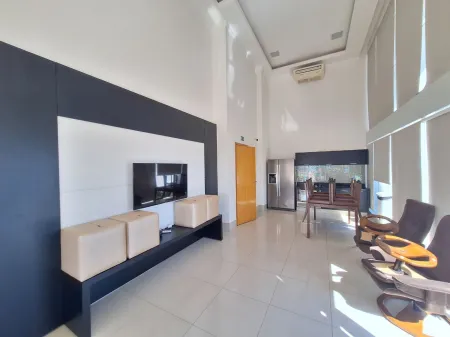 Like Bueno Residence