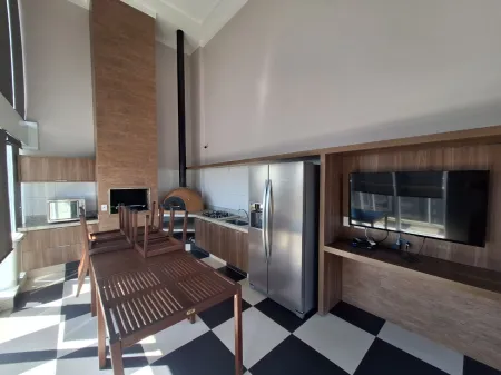 Like Bueno Residence