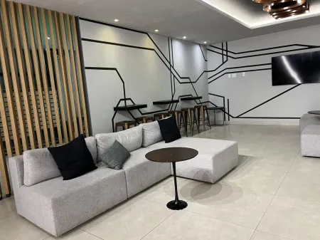 Citizen Home Bueno