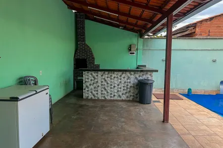 Ponto Comercial no Residencial Antônio Carlos Pires