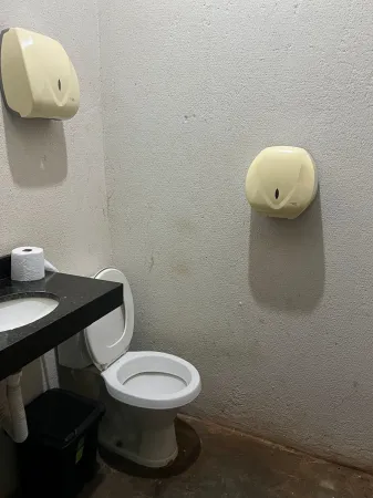 Ponto Comercial no Residencial Antônio Carlos Pires