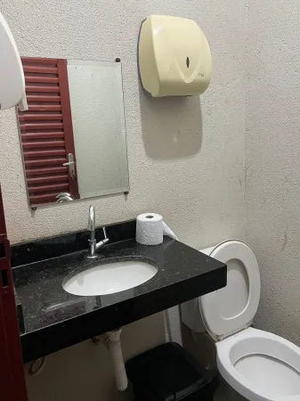 Ponto Comercial no Residencial Antônio Carlos Pires