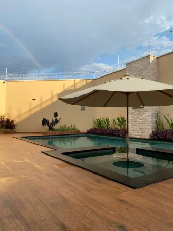 Casa Comercial no Residencial Recanto do Bosque
