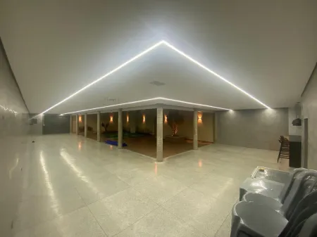 Casa Comercial no Residencial Recanto do Bosque
