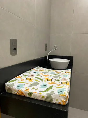 Casa Comercial no Residencial Recanto do Bosque
