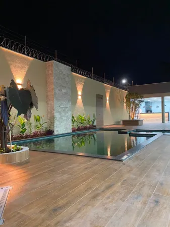 Casa Comercial no Residencial Recanto do Bosque