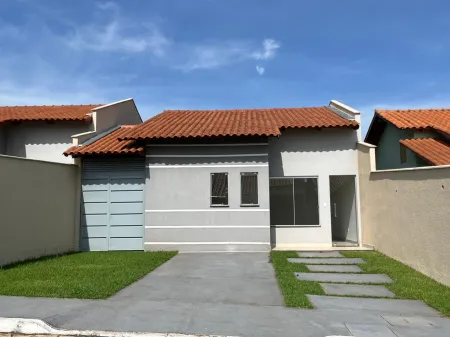 Casa no Condomínio Village Paineiras