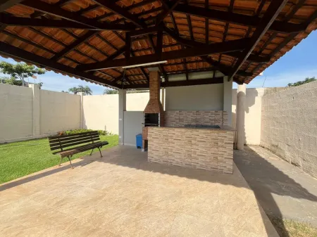 Casa no Condomínio Village Paineiras
