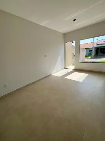 Casa no Condomínio Village Paineiras