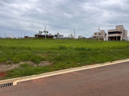 Lote no Jardins Parma