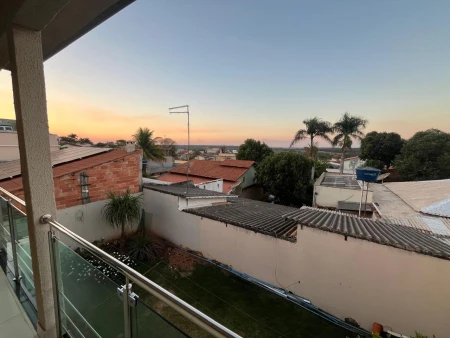 Sobrado Jardim Balneário