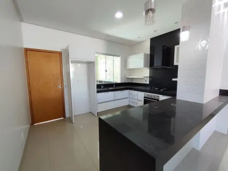Casa Jardim Veneza