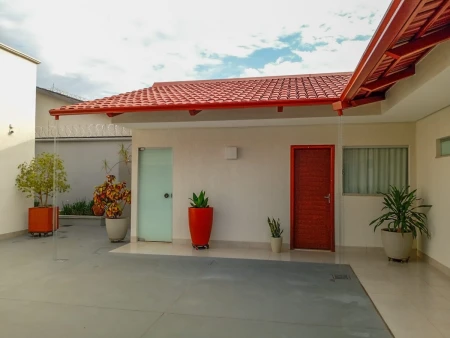 Casa Jardim Ana Lúcia
