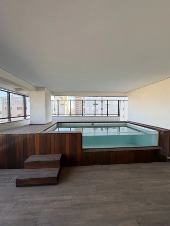 Penthouse Ares Marista