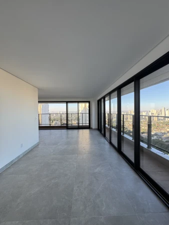 Penthouse Ares Marista