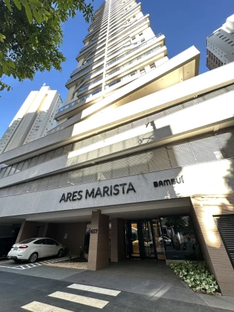 Penthouse Ares Marista