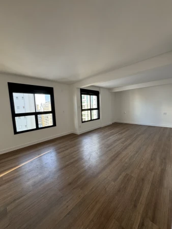 Penthouse Ares Marista