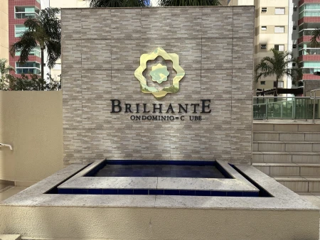 Brilhante Condomínio Clube