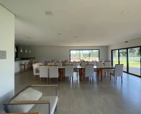 Lote Parqville Quaresmeira