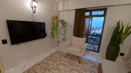 Golden Tulip Address